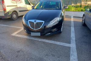 lancia delta 2.0 165 cv