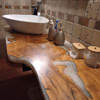 ARREDO il legno e resina