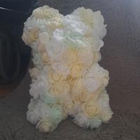 Orso delle Rose Eterne – Un Tesoro di  Dolcezza