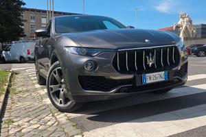 Maserati Levante 3.0 250cv