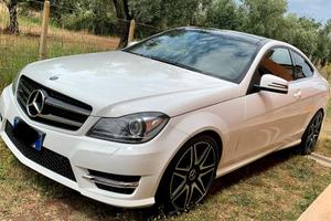 Mercedes Benz classe c250 cdi coupé w204