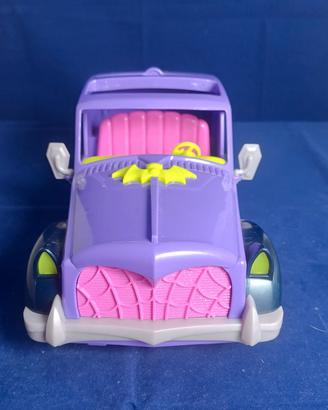 Vampirina Hauntley's Mobile Disney. 