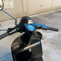 Vespa P125X