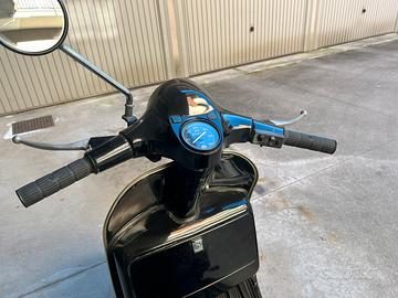Vespa P125X