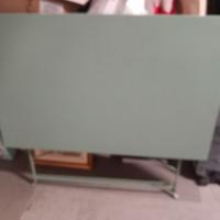 Tavolo richiudibile comodo