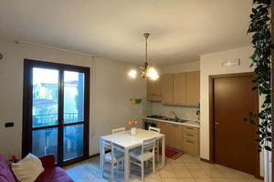 Bilocale arredato con garage
