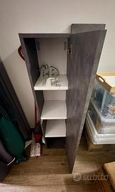 Mobile TV moderno completo smontato