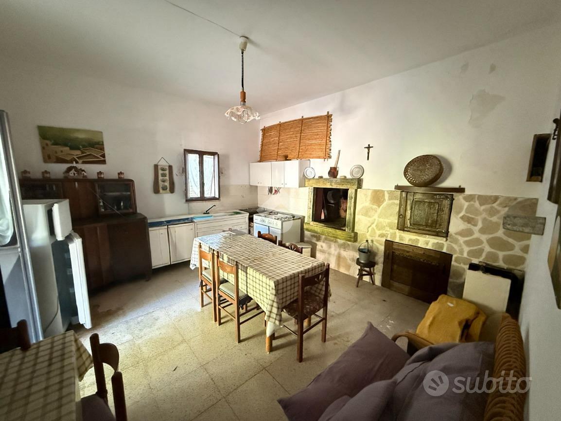 VILLA SINGOLA A CEGLIE MESSAPICA - Vista 6