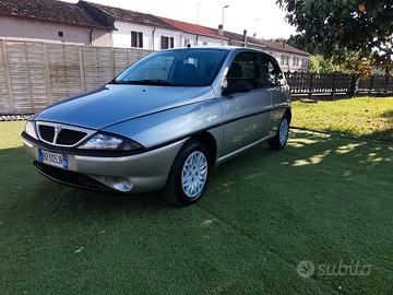 Lancia Y 1.2i cat Elefantino Blu
