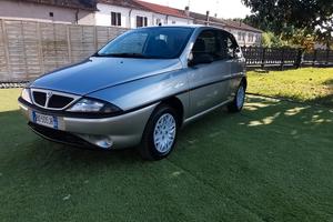 Lancia Y 1.2i cat Elefantino Blu