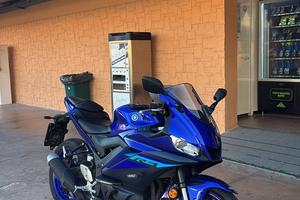 YAMAHA YZF R3
