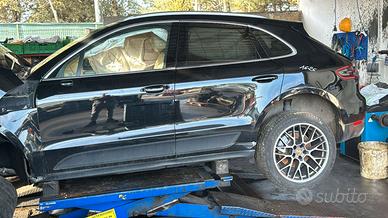 RICAMBI PORSCHE MACAN S + Range Rover Sport CTB