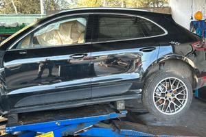 RICAMBI PORSCHE MACAN S + Range Rover Sport CTB