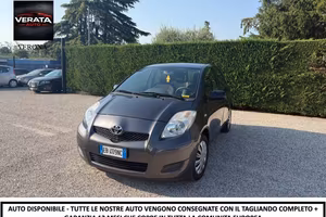 Toyota Yaris 1.0 5 porte Now