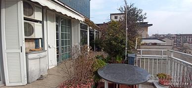 Attico con terrazzo panoramico