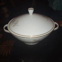 Zuppiera vintage in porcellana Richard Ginori