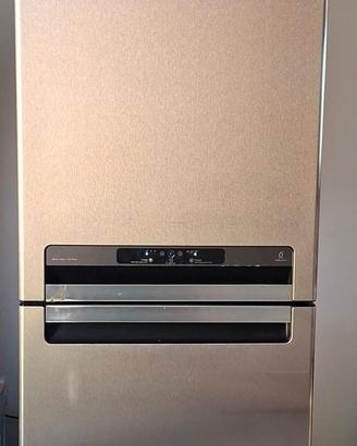 Frigorifero whirlpool  combinato 