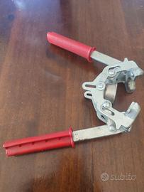 Tappatrice per tappi a corona + tappi