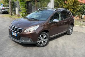Peugeot 2008,1.2 benzina del 2015
