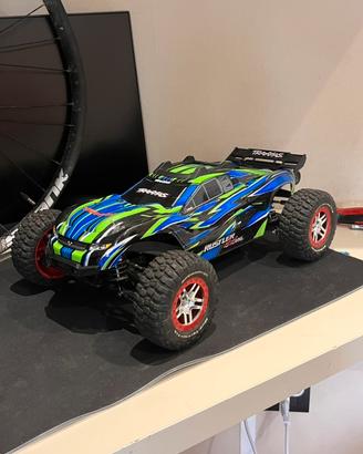 Traxxas rustler 4X4 vxl