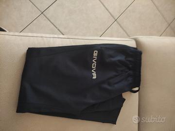 pantalone di tuta da ragazzo della Givova 