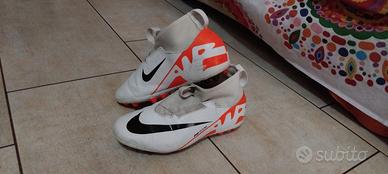 Crampons Nike 