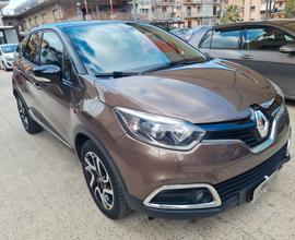 Renault Captur 1.5 DCI 110 CV EDC INTENS r-line