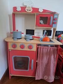 Cucina in legno per bambini