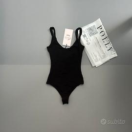 Oh Polly Reese Scoop Neck Bodysuit nero