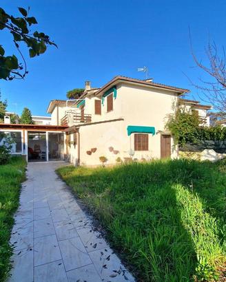VILLA SINGOLA A SAN FELICE CIRCEO