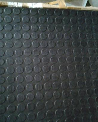 Pavimento gomma plastica a bolli