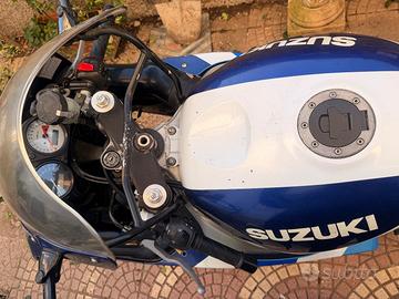 Suzuki GSX R 600 arad 1998