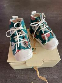 Thun scarpine neonato