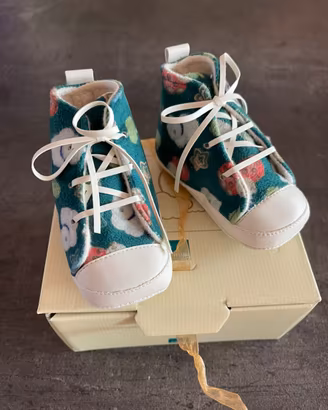 Thun scarpine neonato