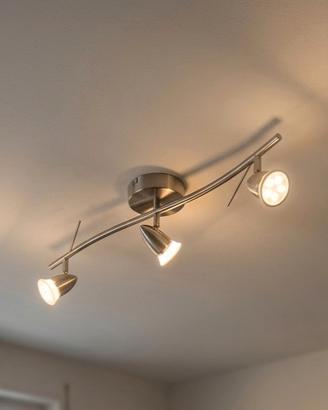 Plafoniera a  con faretti a led orientabili 