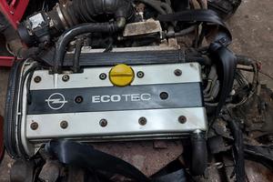 Motore opel 1.8 16 v ( C18XE )