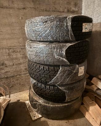 Yokohama geolandar 245/75R17