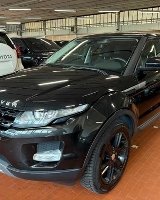 Land Rover Range Evoque 2.2 TD4 5p. Pure Tech Pack