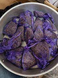 lavanda in sacchetti di organza