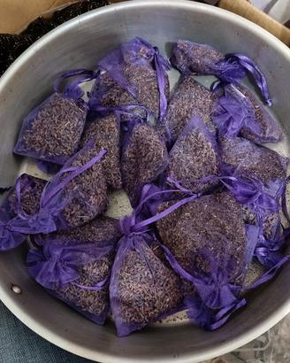 lavanda in sacchetti di organza