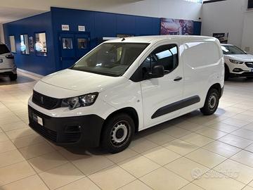 Peugeot Partner HDi 100Ccv Furg. Premium Cing...