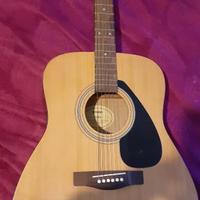 Yamaha F310 chitarra folk