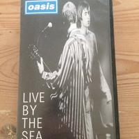 Oasis, Live by the sea, VHS (1995)