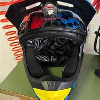 Casco bici Downhill 