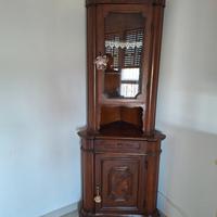 vetrina angolo vintage