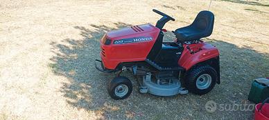 TRATTORINO HONDA 2213 HP13.5  CAMBIO IDROSTATATICO