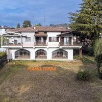 PORZIONE DI TRIFAMILIARE A PADENGHE SUL GARDA