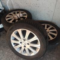 4 cerchioni Momo r16 con gomme invernali Hankook