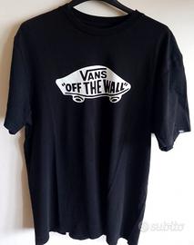 T-shirt nera Vans of the Wall 