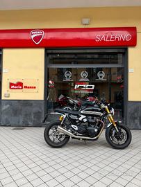 Triumph Speed Twin 1200 rs black anno 2026